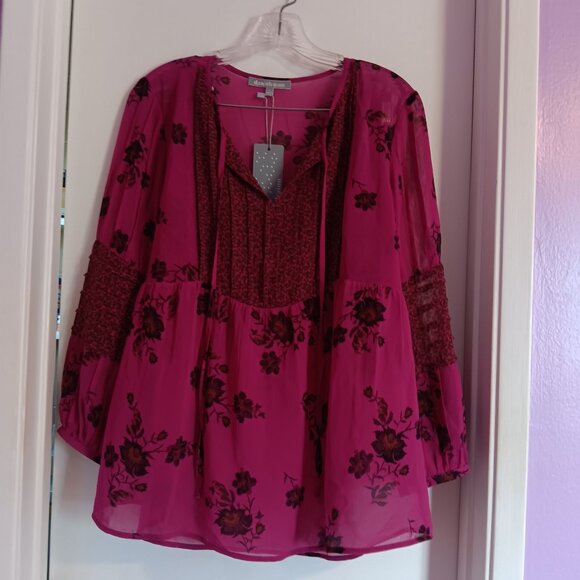 Daniel Rainn Tops - Daniel Rainn Women's Size Medium Boho Magenta and Black Pull Over Top NWT